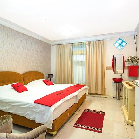 Reddoorz Near Rs Cikini Jakarta Exterior photo