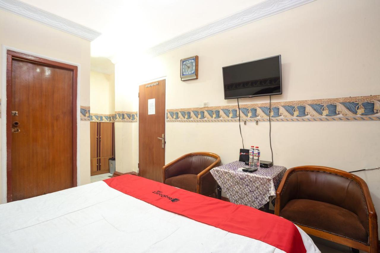 Reddoorz Near Rs Cikini Jakarta Exterior photo