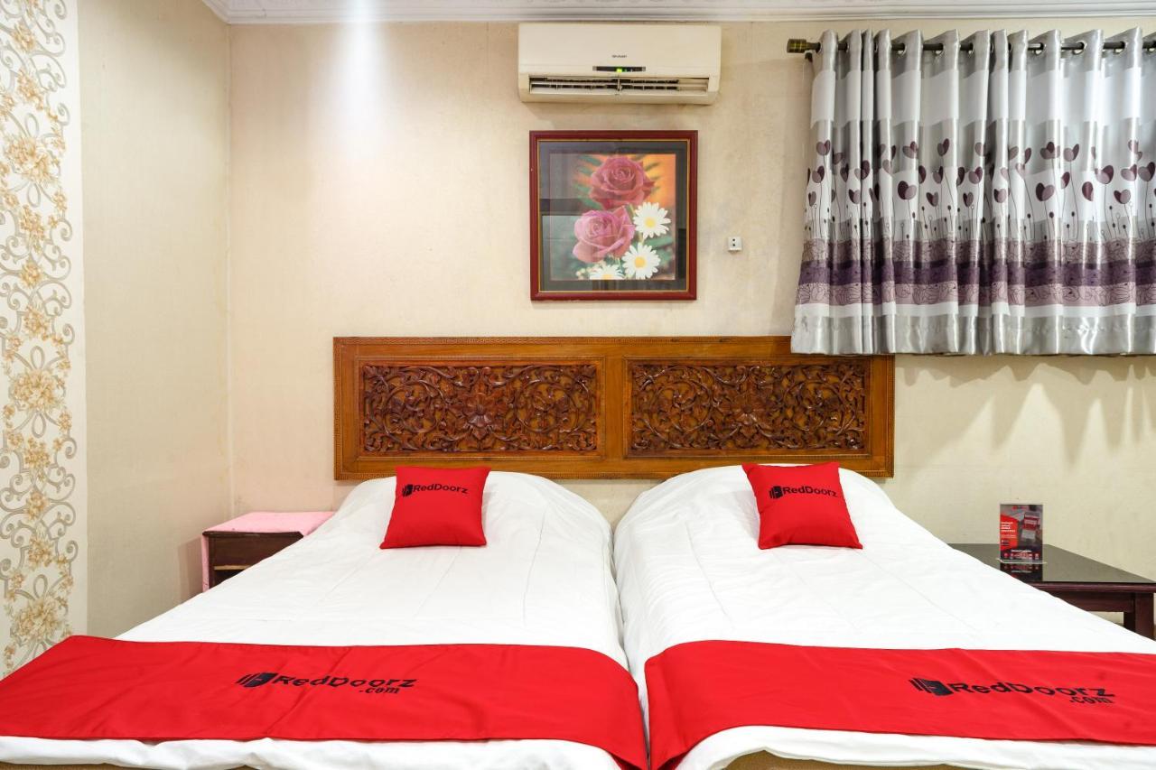 Reddoorz Near Rs Cikini Jakarta Exterior photo