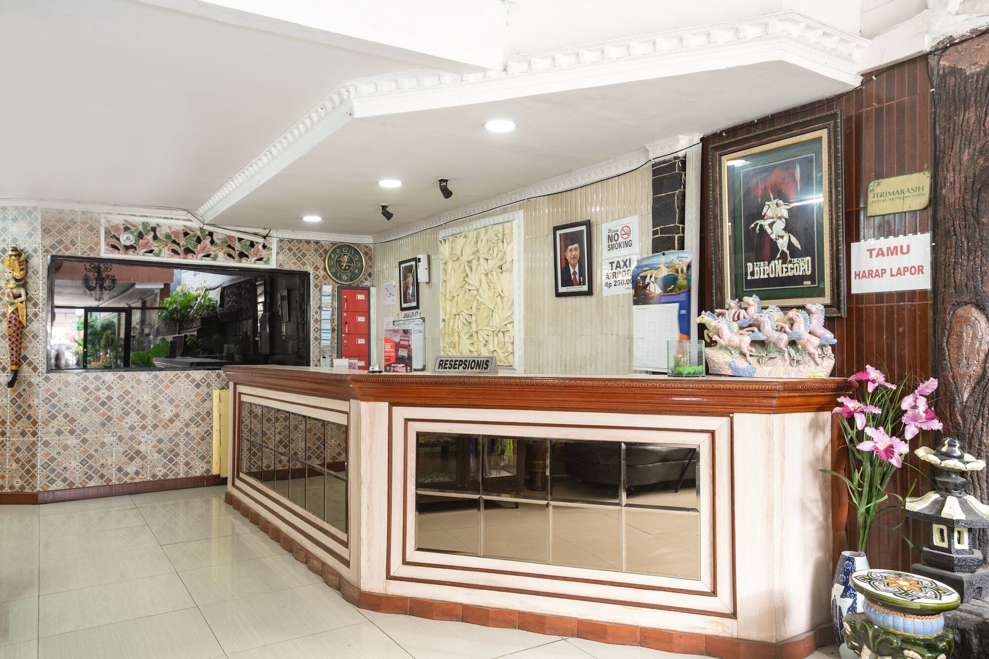 Reddoorz Near Rs Cikini Jakarta Exterior photo